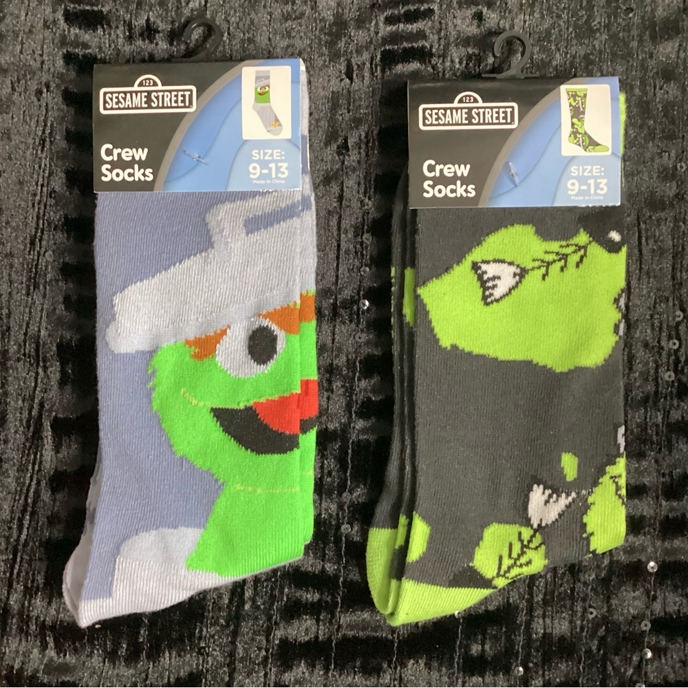 Sesame Street: Oscar The Grouch Crew Socks Set Of Two 9-13